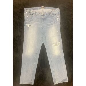 Torrid Boyfriend Straight Distressed  High Rise Stretch Plus Size Jeans‎ 22T